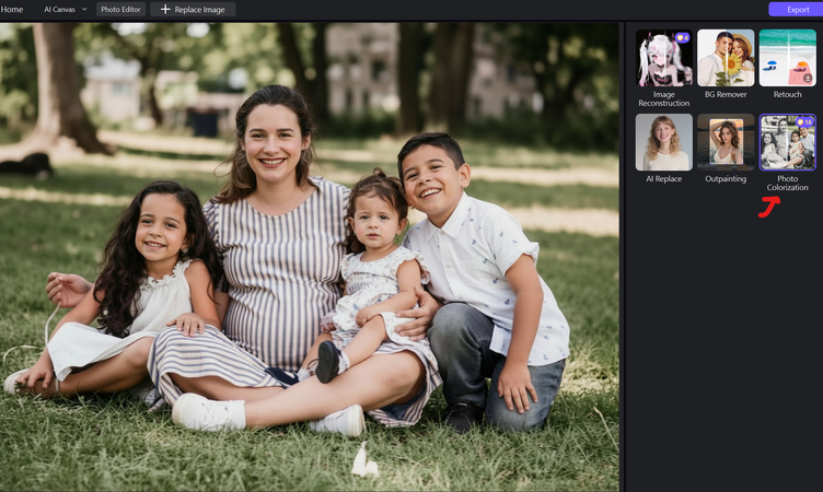 HitPaw FotorPea AI colorization before and after comparison