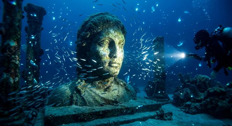 underwater discovery