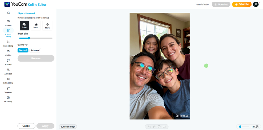 Select a photo retouching tool in YouCam Online Photo Editor
