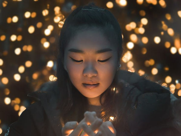 aesthetic soft light portrait