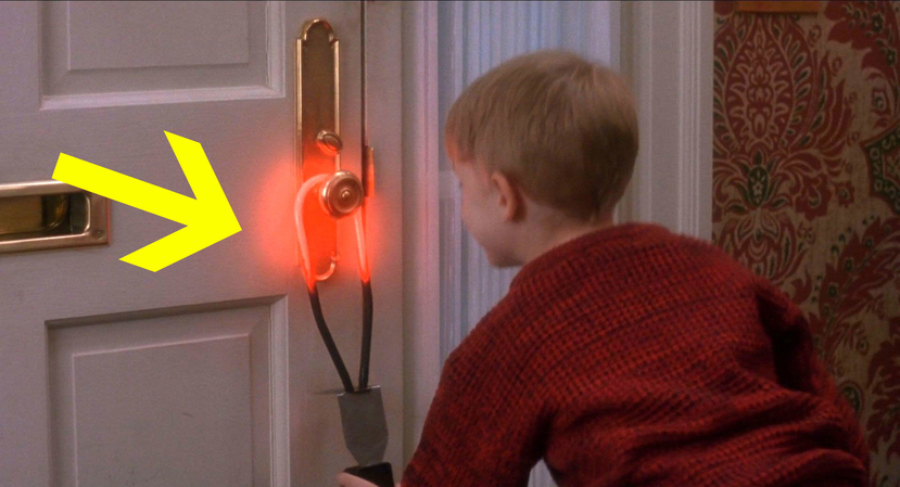 iconic scene of home alone