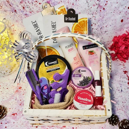 هدايا يوم المرأة العالمي للموظفات