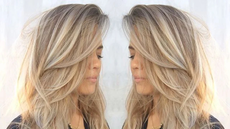 long curtain layers hairstyle for round face