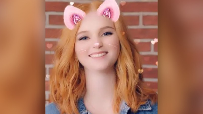 cat on head snapchat filter