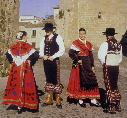 vêtements traditionnels espagnols
