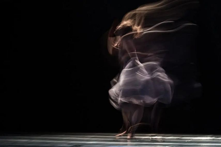 slow motion video blur