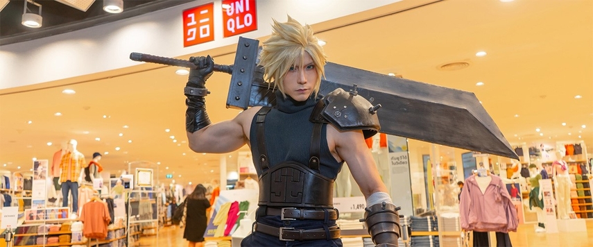 Cloud Cosplay: Character Stories of Anime