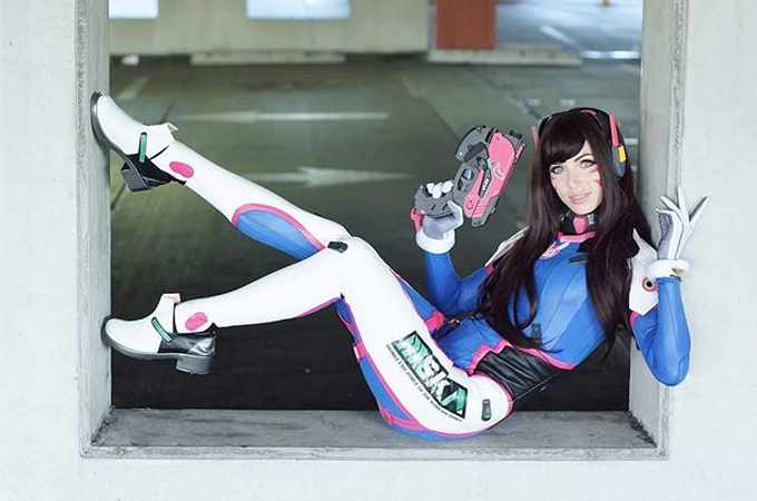 d va cosplay