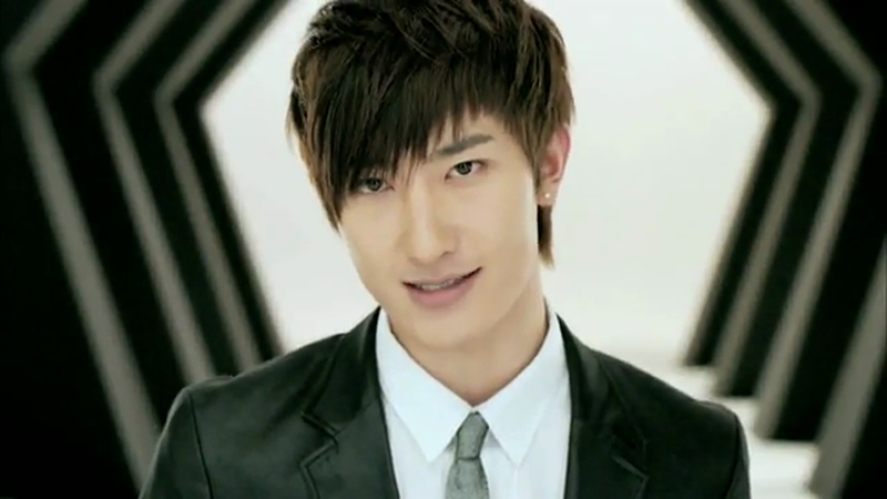 Zhou Mi: Everything You Need to Know in 2024