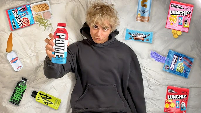 개인화된 제품 제안을 보여주는 AI 영상 광고