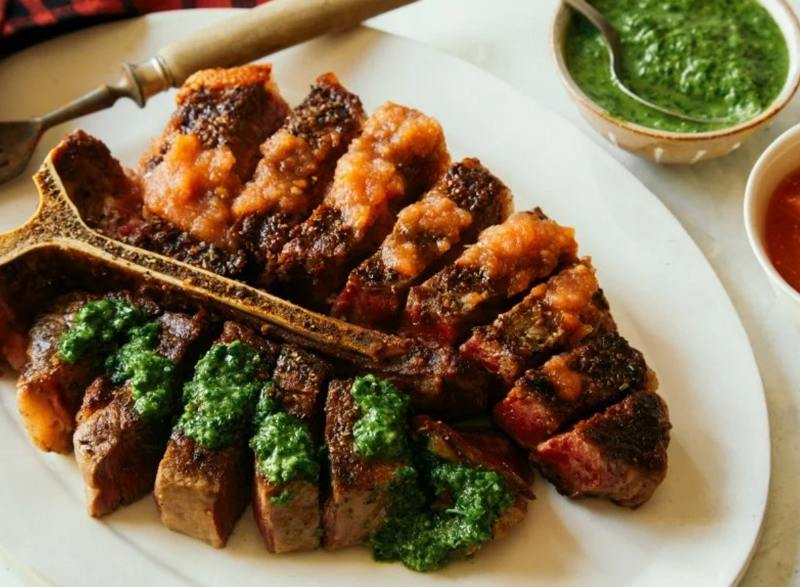 beef tenderloin with herb crust