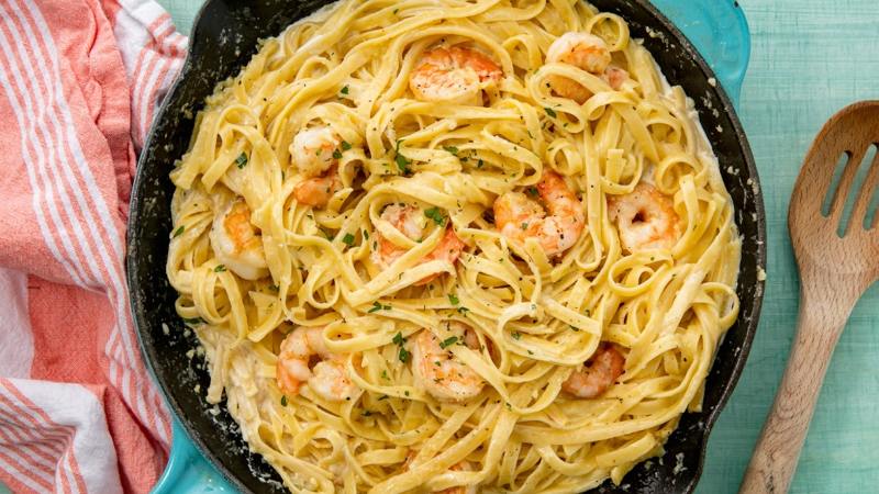 creamy shrimp alfredo pasta