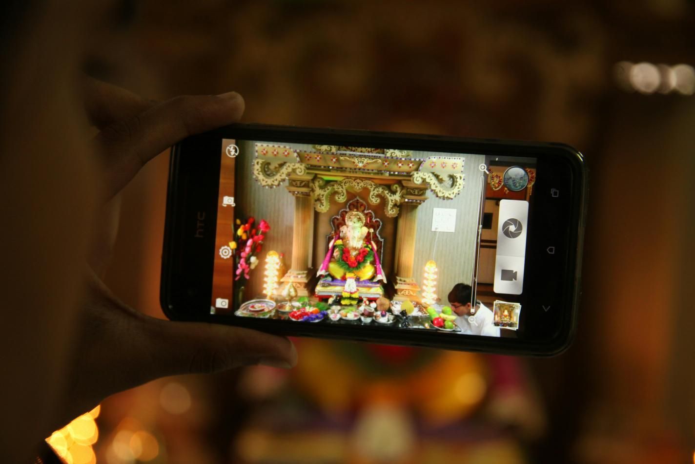 Lastest Make Photo HD App to Save Your Blurry Christmas Photos