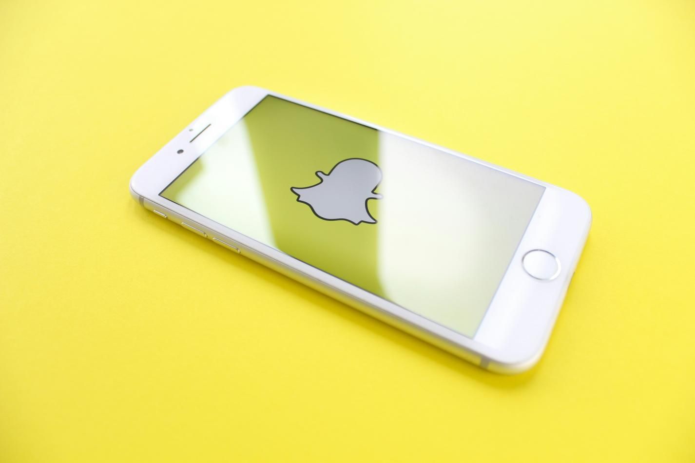 Detaild Steps on How to Remove Snapchat Text from Screenshot in 2024