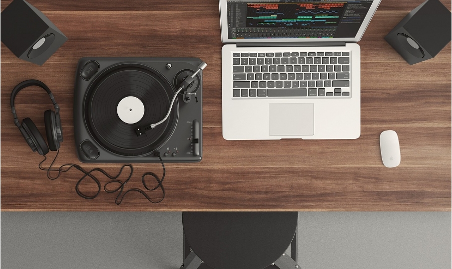 SoundCloudとSpotify：どちらの音楽ストリーミングサービスが優れていますか？
