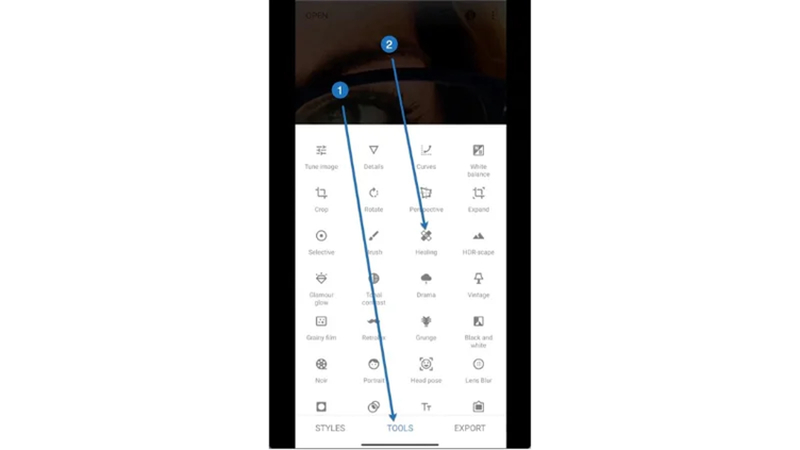 remove glare with the snapseed healing tool