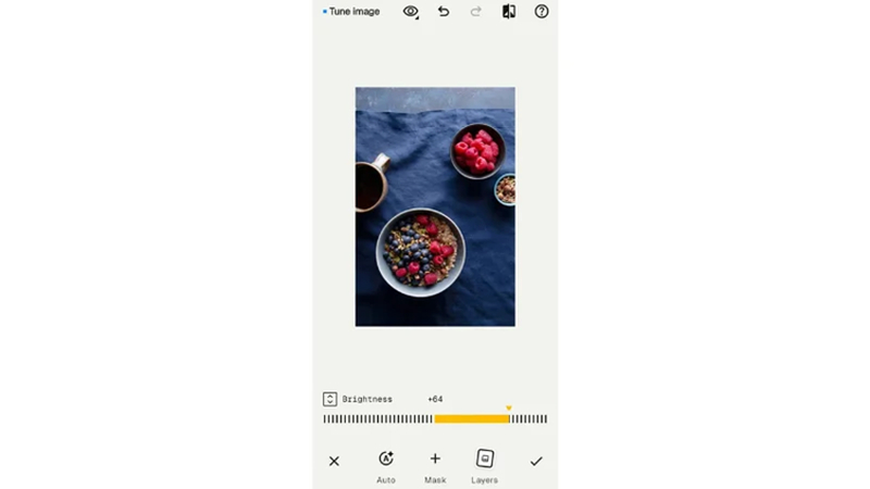 adjusting food photo brightness with tune image