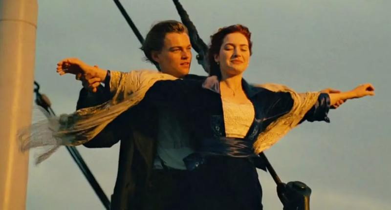 titanic i'm flying scene