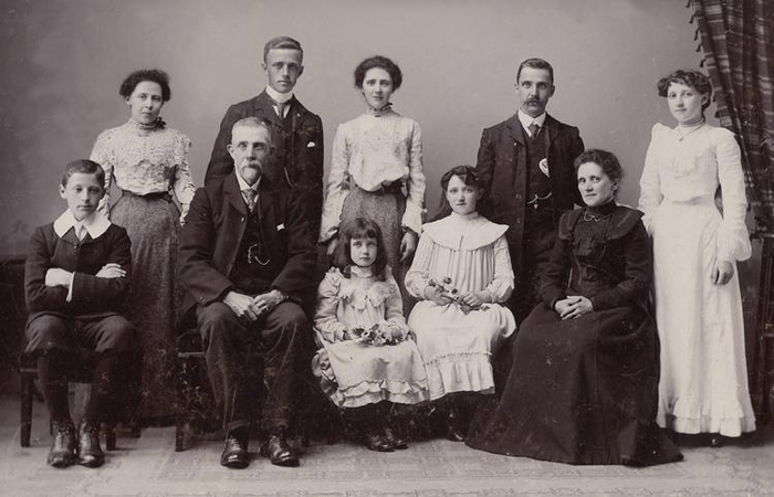formal vintage family photos from early 1900s
