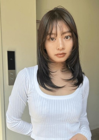 feathered bangs for thin hair