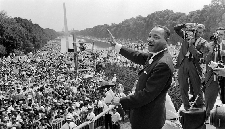 old black and white photos of historical events