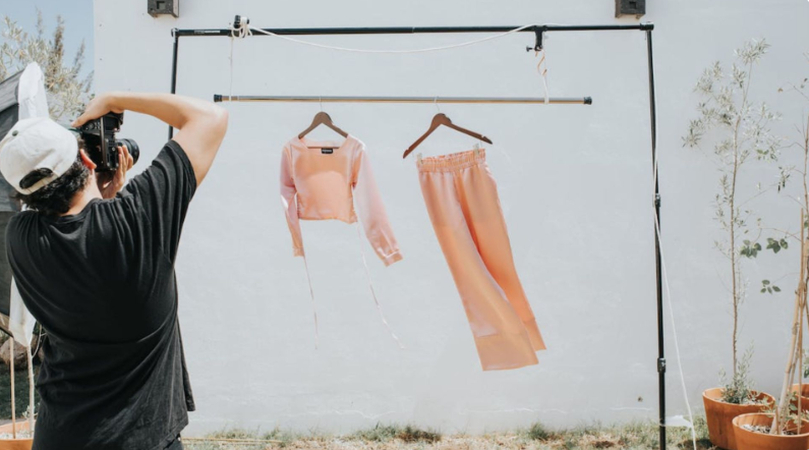 how to take pictures of clothes to sell