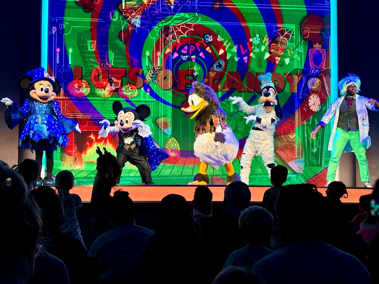 trick and treat stage show mickey