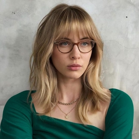 oval face bangs styles