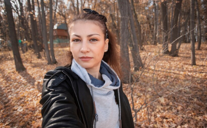photo of a girl in single point autofocus