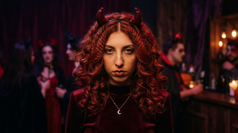 red curls and devil horns halloween hair