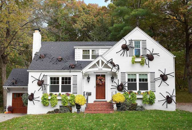 homemade spooky decorations