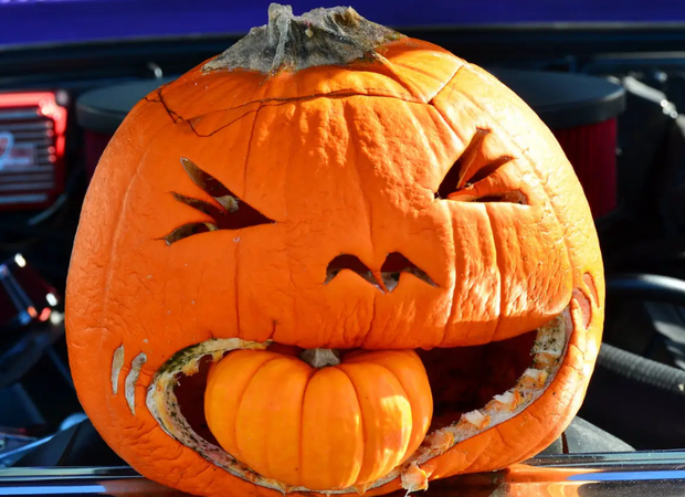 Easy classic jack-o'-lantern pumpkin carving with simple triangle eyes