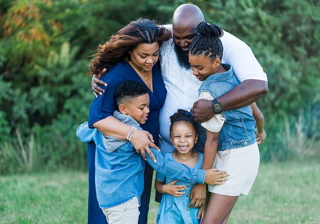 idee per abiti per servizio fotografico familiare