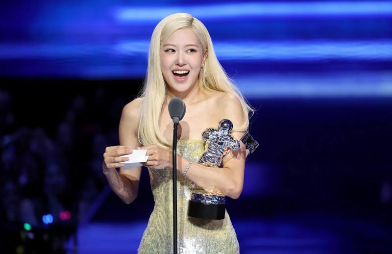 rose song of the year