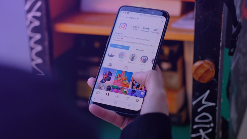 How to repost a story on Instagram