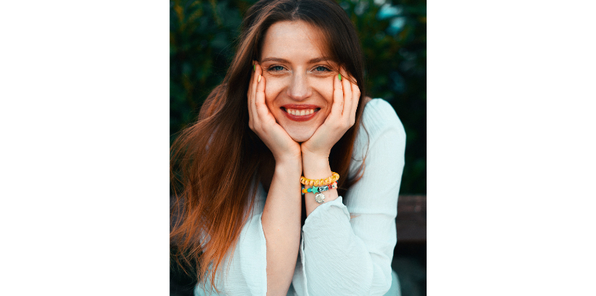 how to smile for a picture