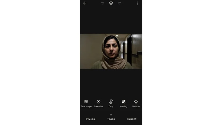opening and importing a photo in snapseed