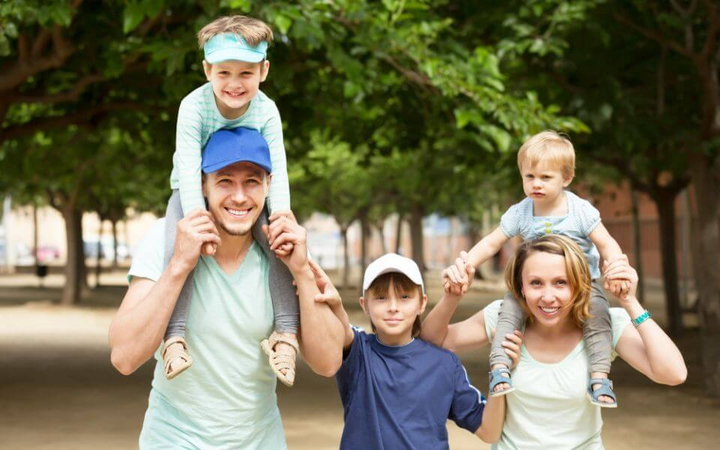 creative large family photo ideas