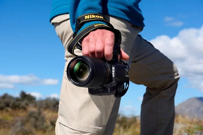 uses d7500 nikon camera image enhancer
