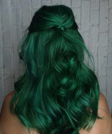 emerald green hair