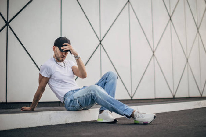 poses male