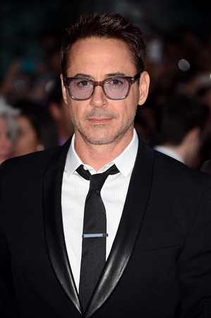 male actors 60s robert