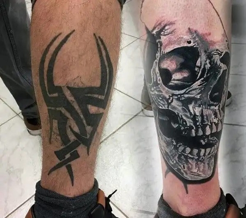 tatuagem de cobertura nas costas com caveira