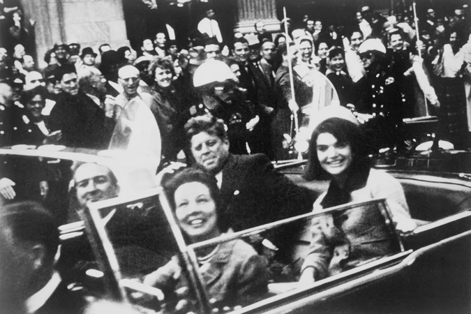 photos that prove time travel