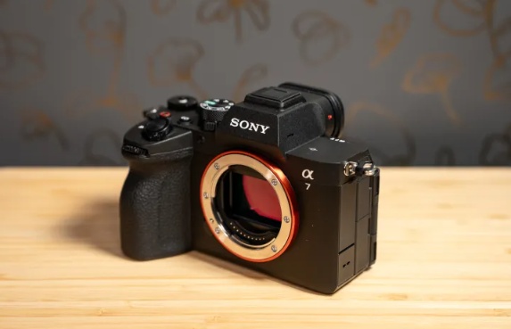 design of sony a7 v