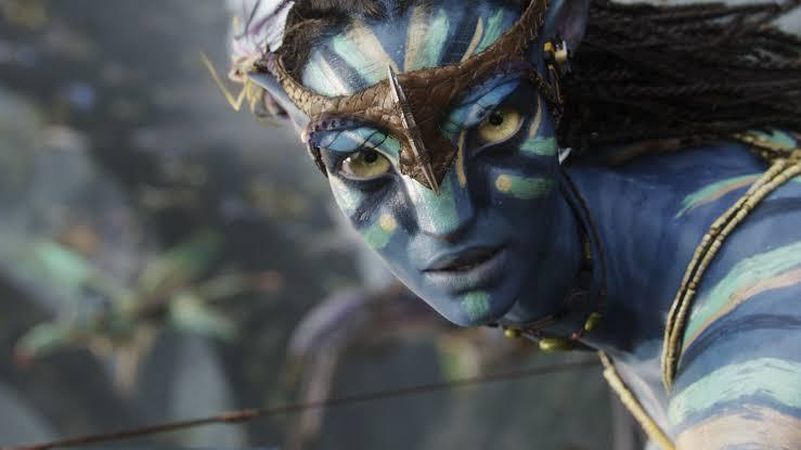 Close-up of Neytiri's face showing lifelike skin texture