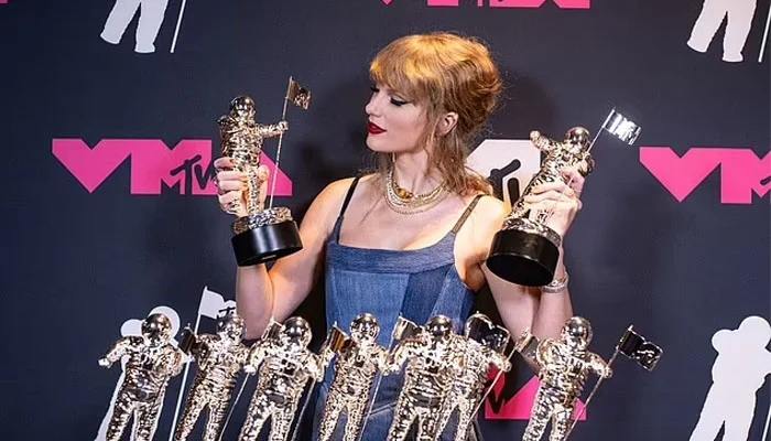 taylor swift vmas