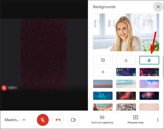 desfocar o fundo no google meet durante a chamada de vídeo pc passo 3