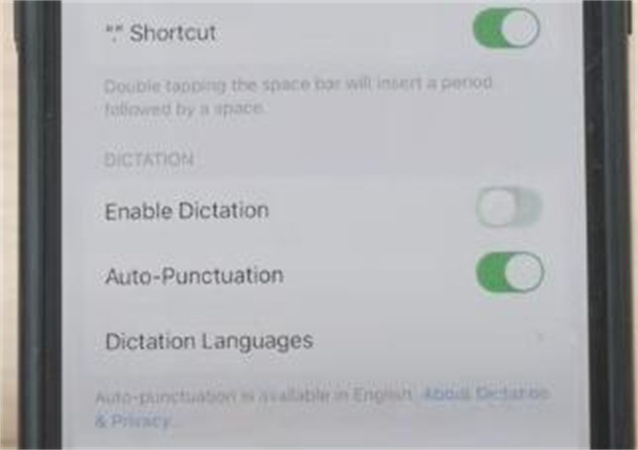 can you turn off text to speech iphone